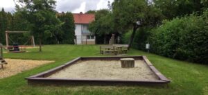 Spielplatz Kasing - Hauptstraße
