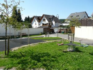 Spielplatz Dernbach - Knattenhef